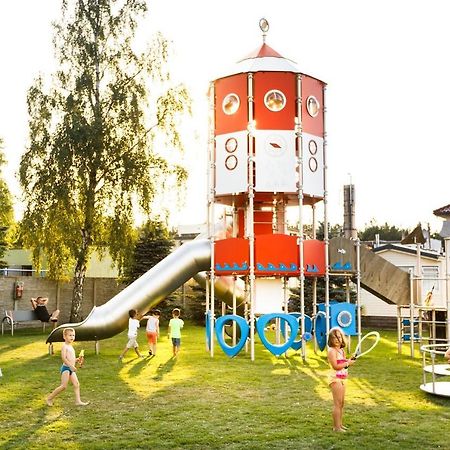 Osrodek Wypoczynkowy Zlota Plaza 호텔 미엘노 외부 사진